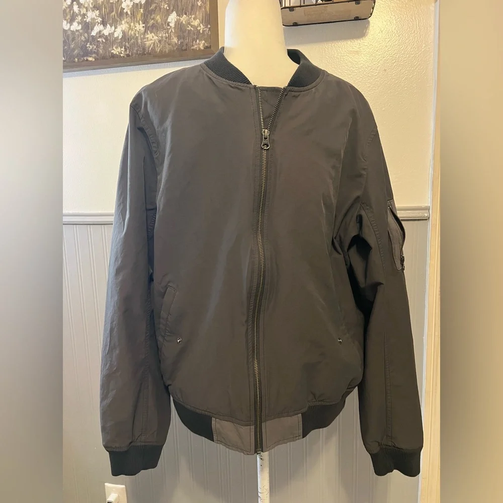 Goodfellow & Co. Railroad Grey Bomber Jacket / Men’s Size: Medium / Streetwear